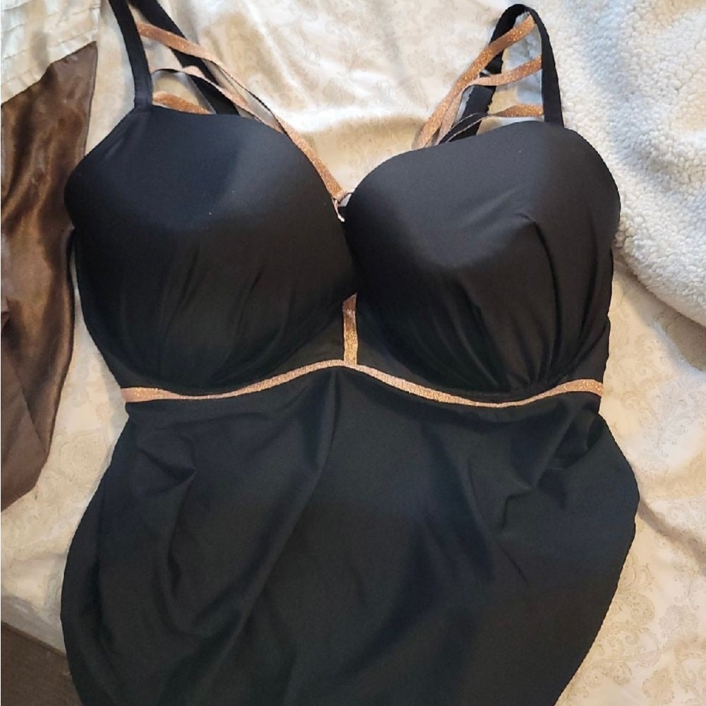 COPY - 38h Cacique swimsuit top